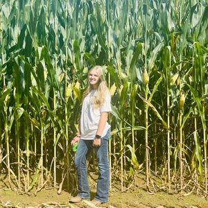 Meet your Posher, Sara